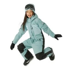 Reima Lemmenjoki Reimatec Snow Suit - Youth 15 Reima Lemmenjoki Reimatec Snow Suit - Youth -Ski Series FW23 Reima KidsLemmenjokiReimatecSnowSuit ColdMint Model2