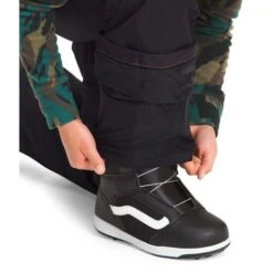 The North Face Freedom Insulated Pant - Boy's - 2022 Model -Ski Series fw22 nf0a5g9z jk3 modelalt1
