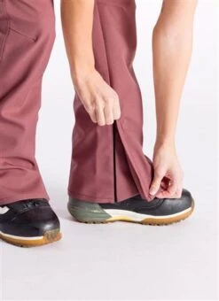 L1 Premium Goods Heartbreaker Twill Pant - Women's -Ski Series fw23 l1pg n873895 burnt rose 3
