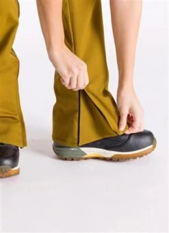 L1 Premium Goods Heartbreaker Twill Pant - Women's -Ski Series fw23 l1pg n873895 moss 5