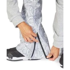 DC SHOES DC Collective Soft Shell Bib - Women's 27 DC SHOES DC Collective Soft Shell Bib - Women's -Ski Series fw23 dc womenscollectivesoftshellbib white 5