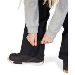 DC SHOES DC Crusade Bib - Women's -Ski Series fw23 dc womenscrusadebib black 5