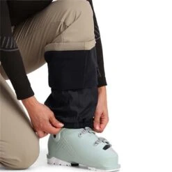 Spyder Orb Softshell Pant - Women's 27 Spyder Orb Softshell Pant - Women's -Ski Series fw23 spyder womensorbsoftshellpant cashmere 4