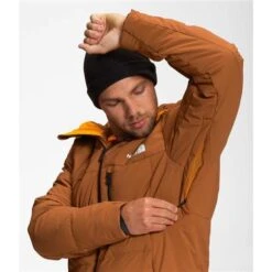 The North Face Corefire Down Jacket - Men's -Ski Series nf0a4qwy 6q9 modelalt2 fw 22 23
